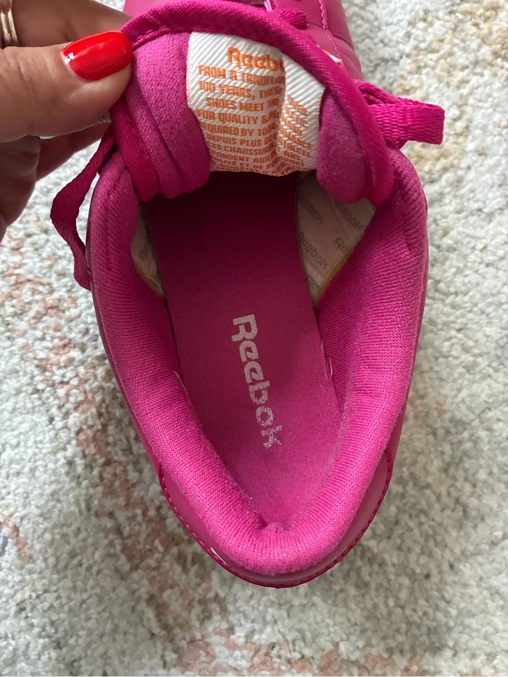 Reebok Princess Bright Pink Classic Low Tops-Size 7.5
